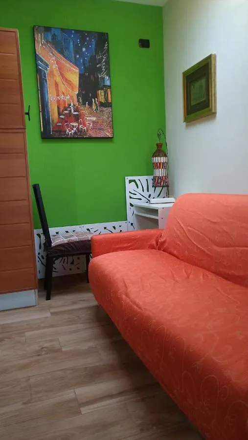 Alla Corte Della Suocera Bilo Bari 0*,  Włochy